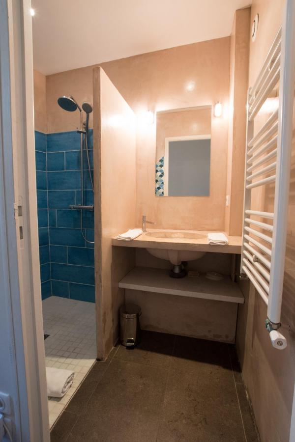 Divonne - Loft Cosy Avec Jardin Partage Apartment Arles Luaran gambar
