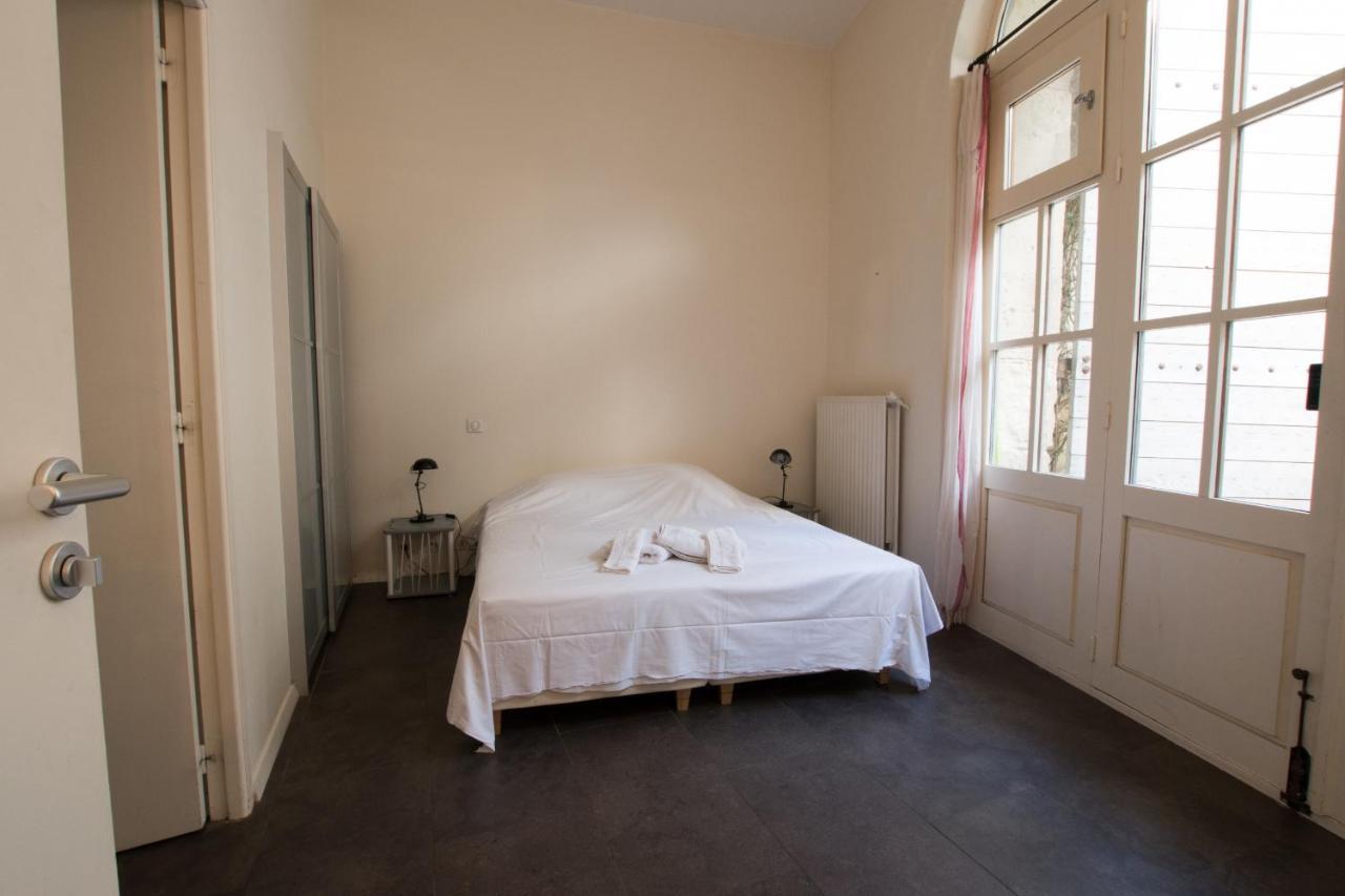 Divonne - Loft Cosy Avec Jardin Partage Apartment Arles Luaran gambar